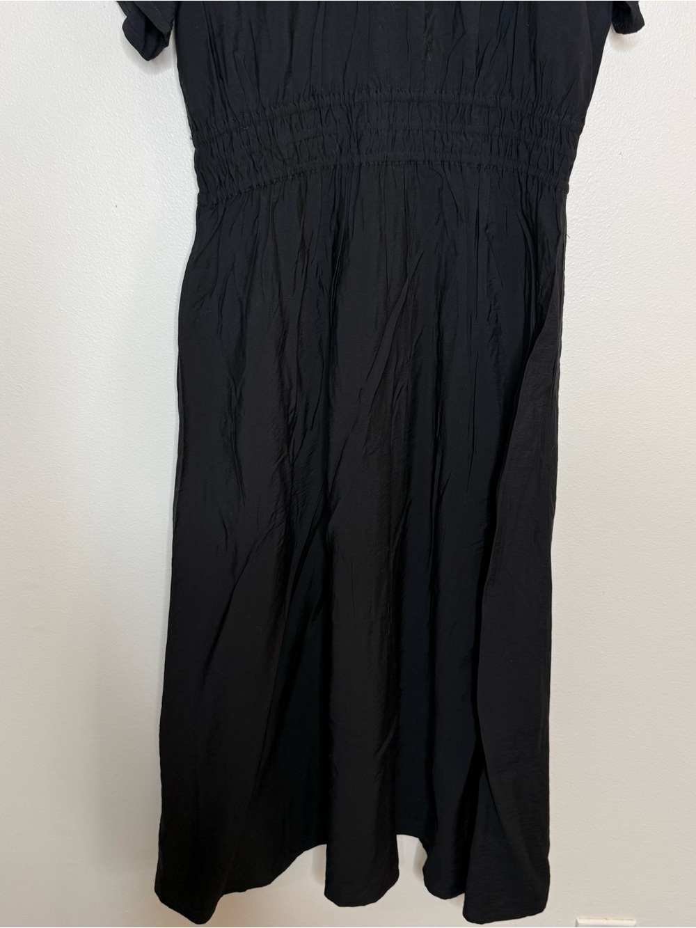 Marine Layer Annika Midi Dress in black size medium - Picture 11 of 11